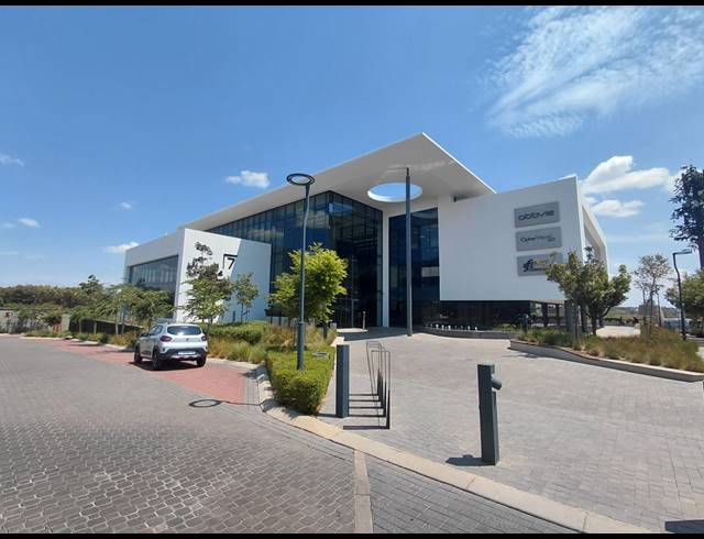 36,844M² OFFICE TO LET IN WATERFALL